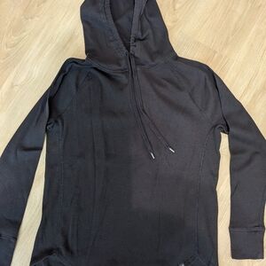 Brand New Dark grey Under Armour Hooded Shirt With Casual  Waffle Weave Texture